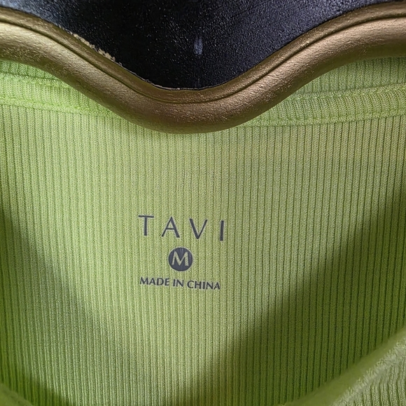 Tavi Active Lime Green Ribbed Crop Top Size Medium - Picture 6 of 8